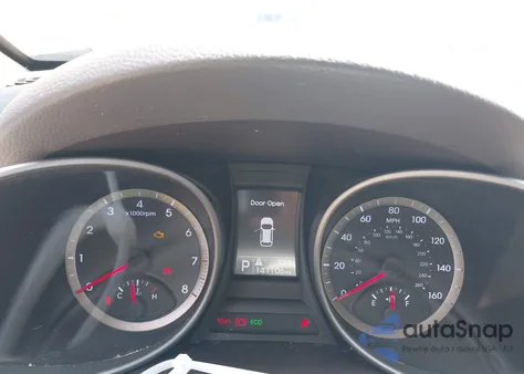 2015 Hyundai Santa Fe Sport 2.4L from USA, damaged, VIN 5XYZU3LB3FG298475